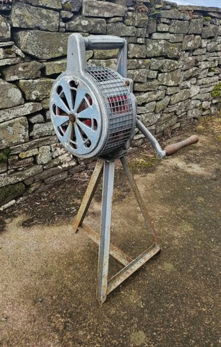 Vintage ww2 air raid siren - ww2,