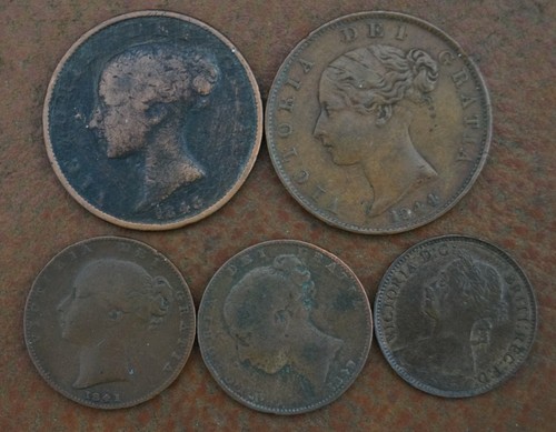 Five victoria coins 1843 - 1843, and