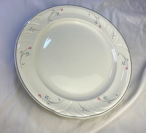 Vintage royal doulton white - doulton,