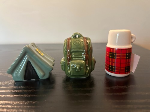 Cracker barrel mini - cracker, shakers