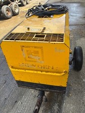 ARC GEN TOWABLE WELD MAKER 330SD TRAILED WELDER GENERATOR KUBOTA ENGINE 3 CYLIND