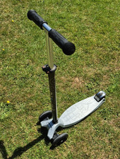 Maxi Micro Scooter Silver Adjustable Height Good Condition
