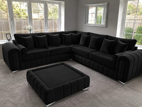 Luxury cinema style shape - u,