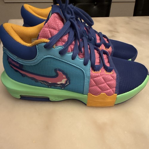 Nike men low top - low, lace-up
