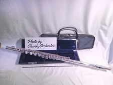 Yamaha YFL-31 Flute / Silver Plated / Student–Intermediate Model / Dent #2375B