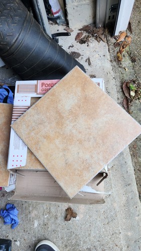 Ceramic floor tiles - floor,