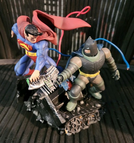 Collectibles the dark - dc,