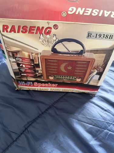 Vintage style portable - portable, radio