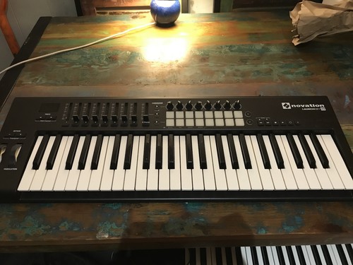 Novation launchkey midi - launchkey, 49