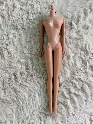 Vintage barbie midge body - barbie,