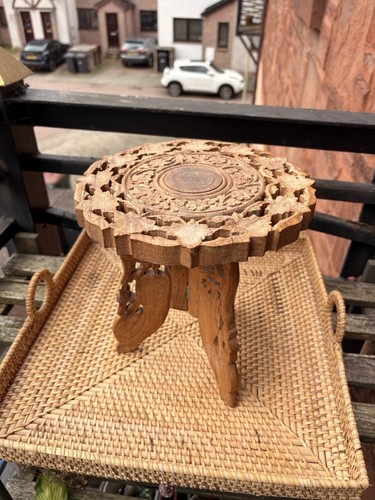 Vintage small hand carved - small,