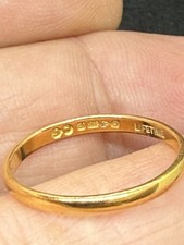 Vintage 22ct Solid Gold Thin