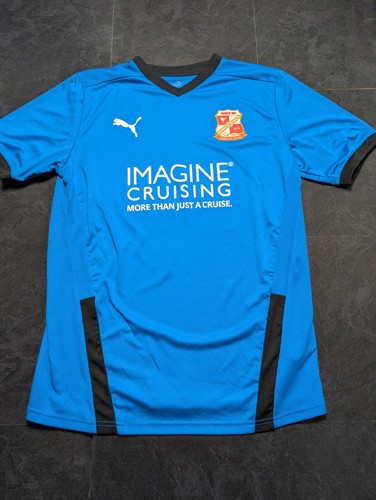 Swindon town 2020 away - swindon,