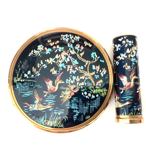 Powder compact with matching - compact,
