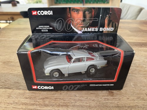 Corgi 007 james - corgi, bond