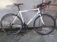 Genesis Equilibrium White Road Cycle Steel Medium Size