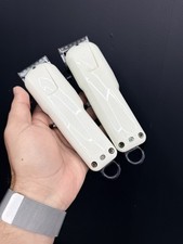 2x Wahl Cordless Super Taper