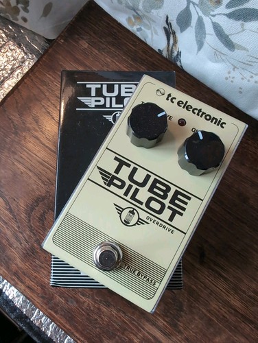 Electronic tube pilot - electronic,