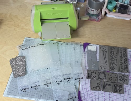 Cuttlebug die cutting machine - cuttlebug,