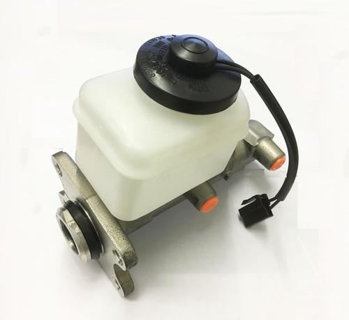 Brake master cylinder for - brake,