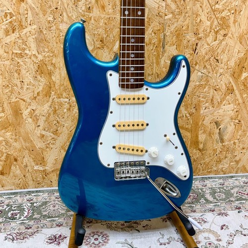 Squier stratocaster 1983 - squier,