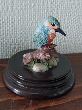 REGENCY FINE ARTS SMALL KINGFISHER FIGURINE on wooden stand