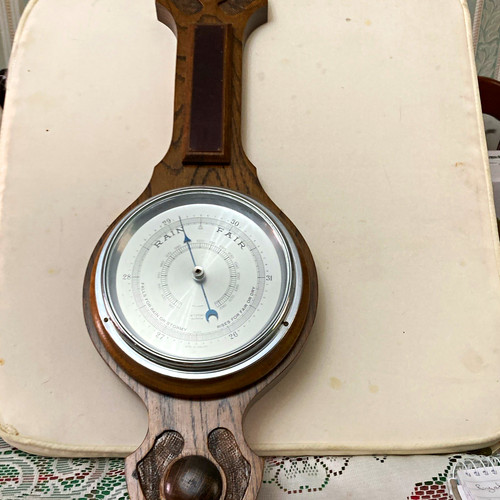 Story aneroid wall - w.t.,