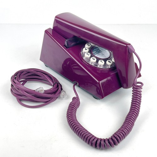 Wild wolf retro trim phone - &,