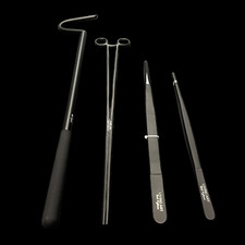 24” Snake Hook and Feeding