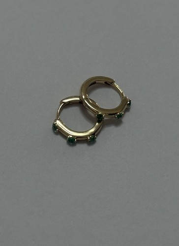 Solid gold emerald - emerald, studded