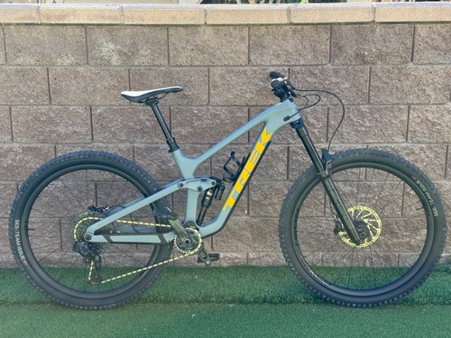 2024 trek slash 8 - 2024,