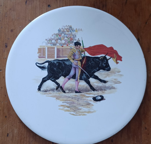 Vintage matador wall - x,