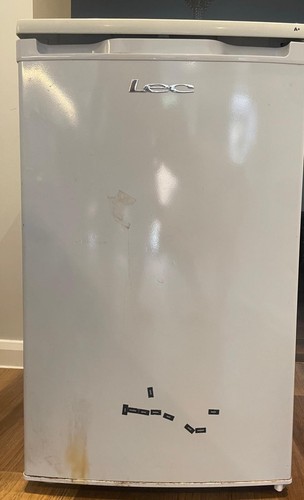 Lec fridge with internally - lec,