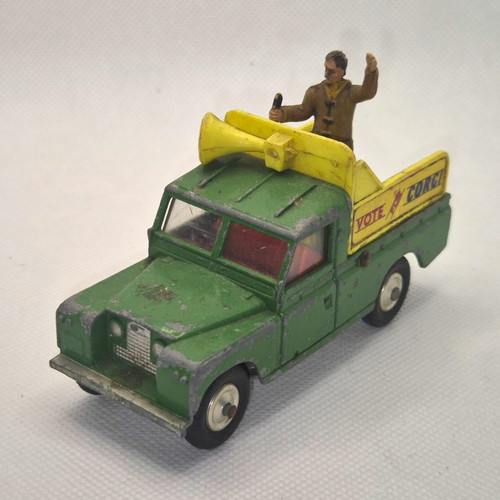 Corgi toys 406 - land, 109