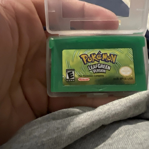 Pokemon leaf green gba - green, vgc