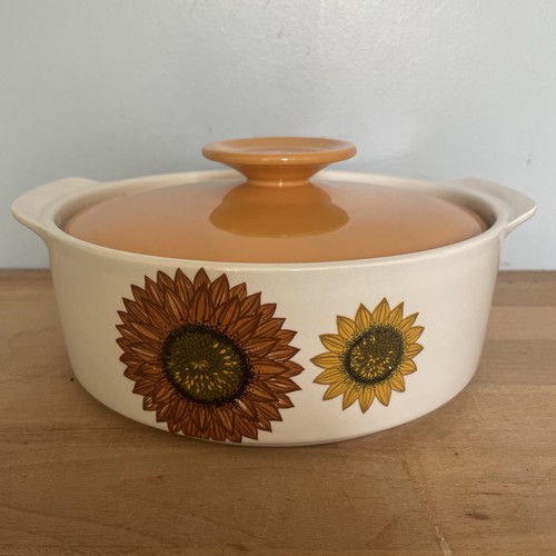 Meakin studio pottery - j,