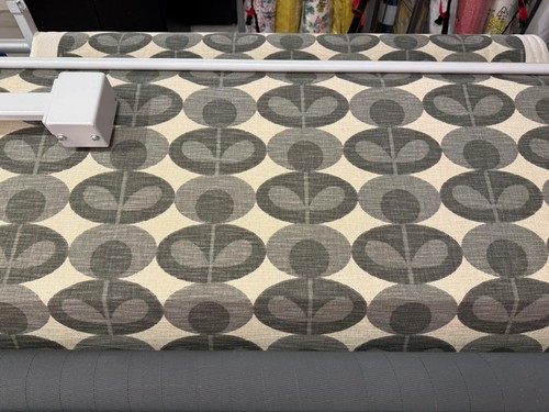 Orla kiely oval flower - orla,