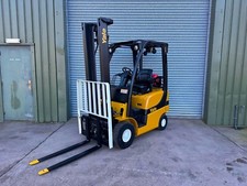 forklift/fork lift/forklift