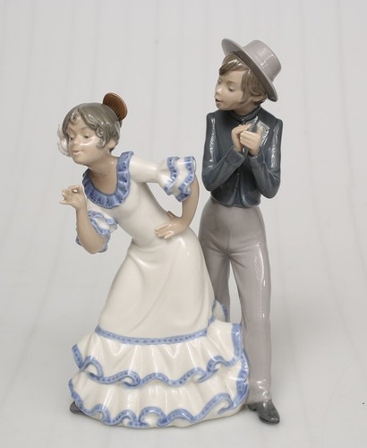 Nao lladro figurine - by,