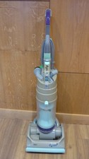 Dyson DC04 I Vacuum cleaner