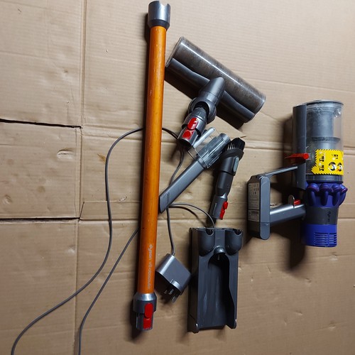 Dyson v10 cordless vacuum - cordless,