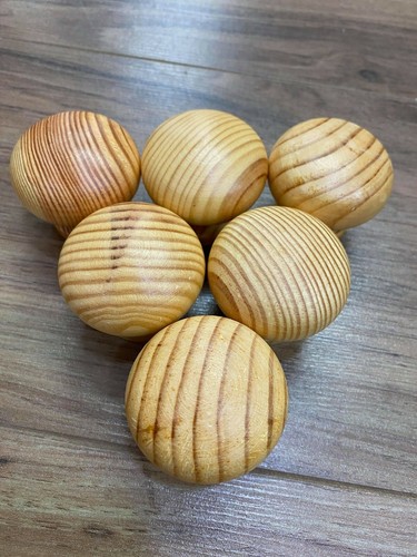 Pine knobs varnished drawer - pine,
