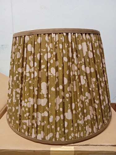 Pleated splatter print - splatter,