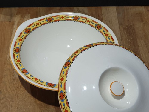 Bovey pottery serving dish - bovey, /