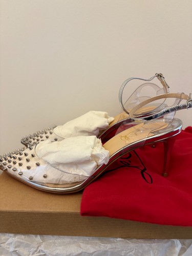 Chridtian louboutin spikoo - louboutin,