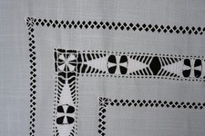 Large vintage 30s cutwork linen tablecloth. 68"X 86". Ivory.
