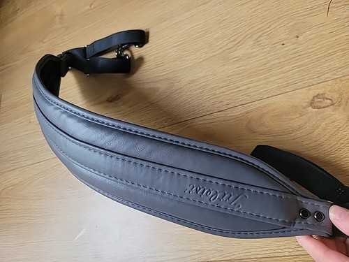 Titleist strap for golf - strap, bag