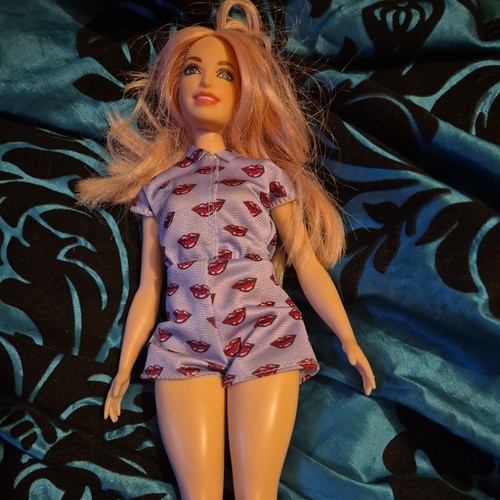 Barbie curvy fashionista doll - barbie,
