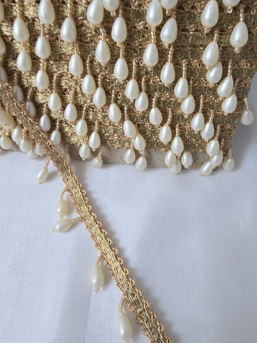 Hanging teardrop faux - teardrop, faux-pearl