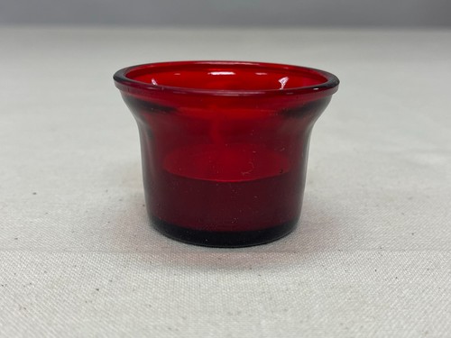 Red glass tealight - 24,
